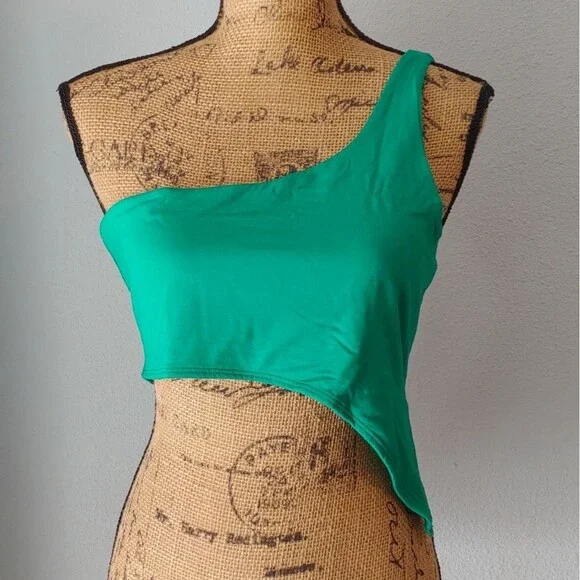 Naked Wardrobe Green Smooth Side Asymmetrical Crop Top NWT Sz XL NW-T2619 - Picture 2 of 11